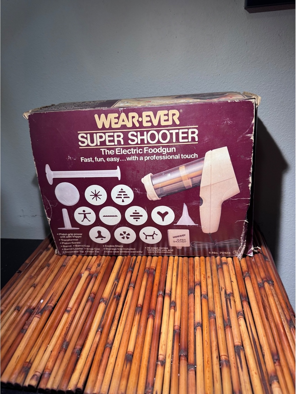 Vintage Wear-Ever Super Shooter Electric Food Gun Cookie Press Model 70123 Box
